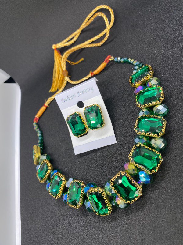 Premium Quality Stones Choker Necklace With Earrings Set